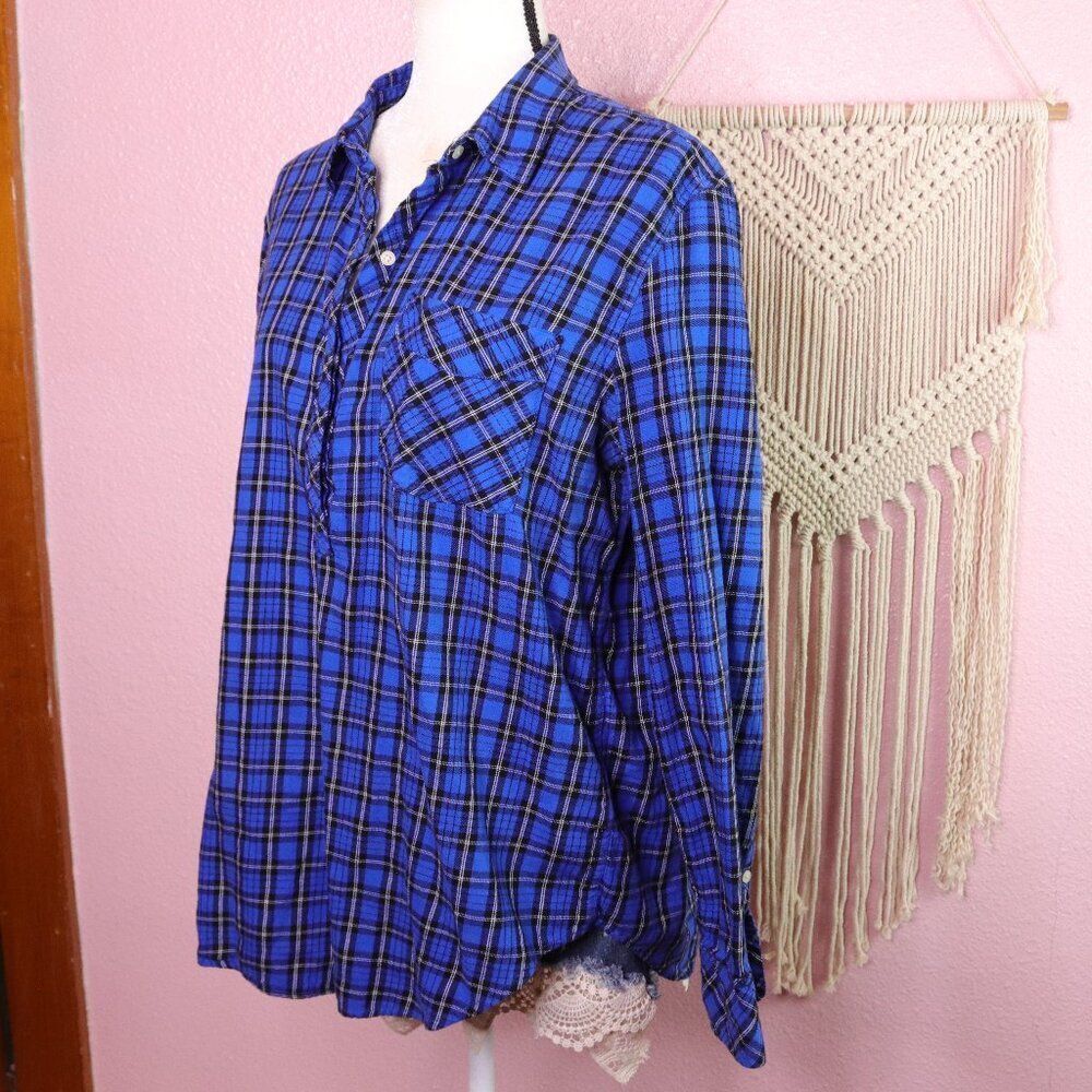 GAP | Boyfriend Fit Plaid Button Up Shirt